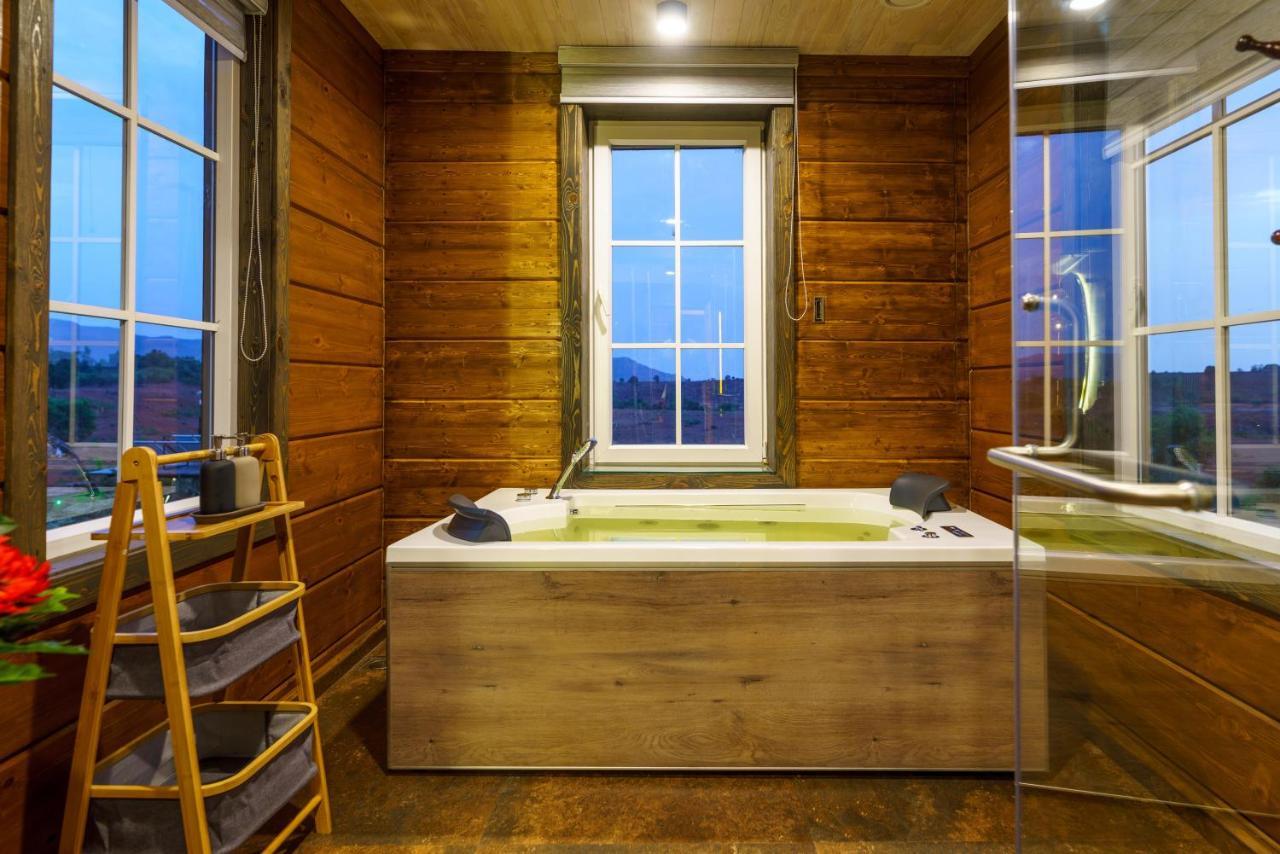 Ama Stays & Trails Chalet 1228 - Kusur, Kamshet Лонавала Екстериор снимка